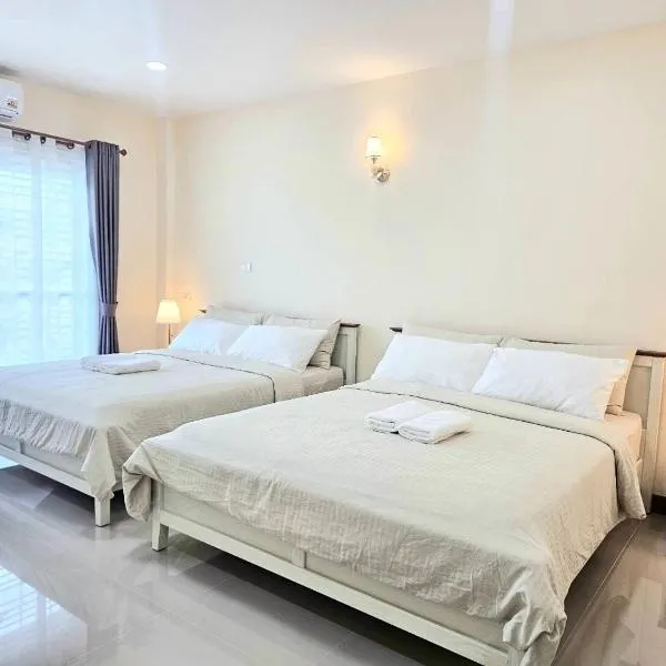 Hatyai Luxe Stay Private House for Families and Groups up to 8 Guests, hotel Hatjajban