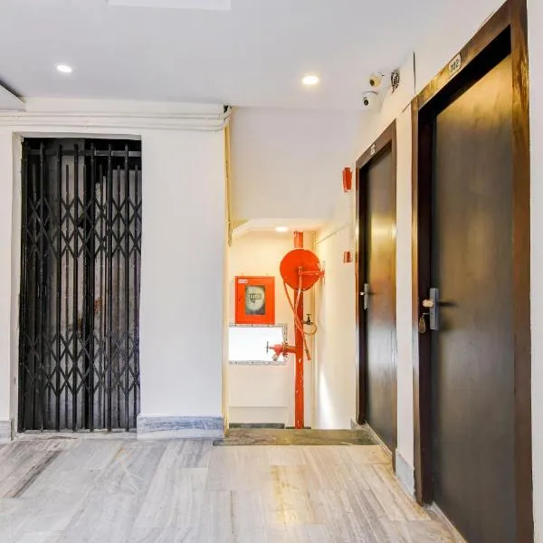 Super Hotel O Sarat Bose Road formerly Shree Guest House, hotel in Kolkata