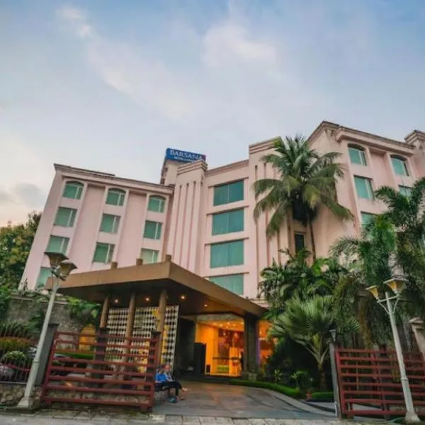 Barsana Hotel & Resort Siliguri, khách sạn ở Siliguri