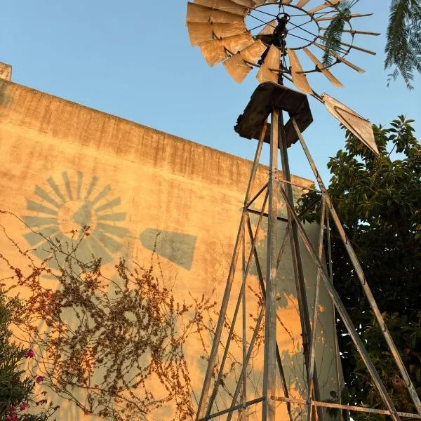 Windmill Hostel, hotel v destinaci St Julian's