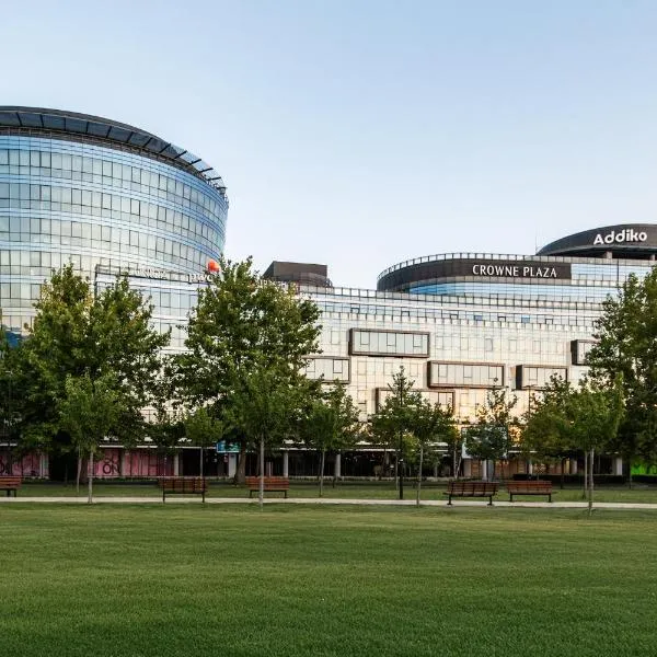 Crowne Plaza Podgorica by IHG, hotel in Podgorica