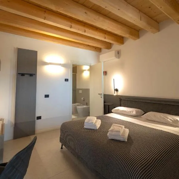 Alma Room – hotel w mieście Colceresa