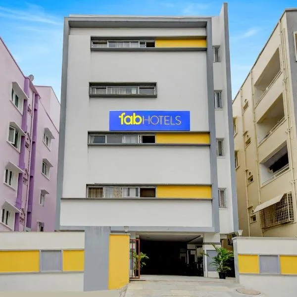 FabHotel R3 Atmos, hotel en Hyderabad