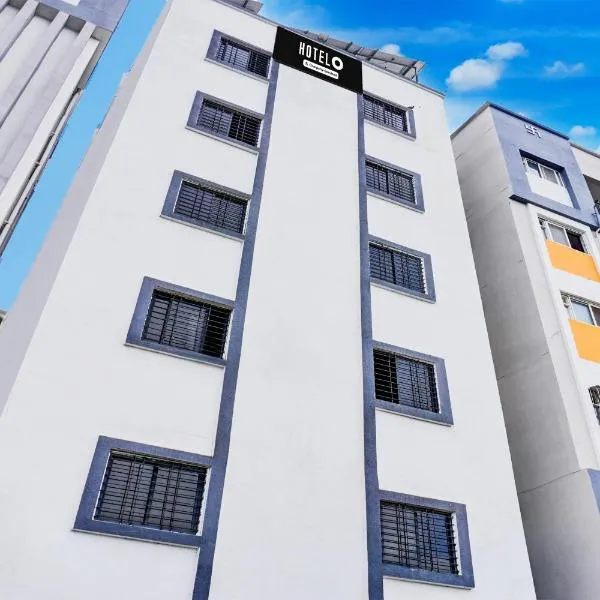 Super Hotel O Manjari Road, hotel din Mundhva