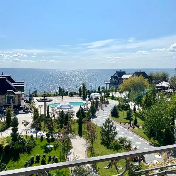 Dacha Del Mar، فندق في Yasnogorodka