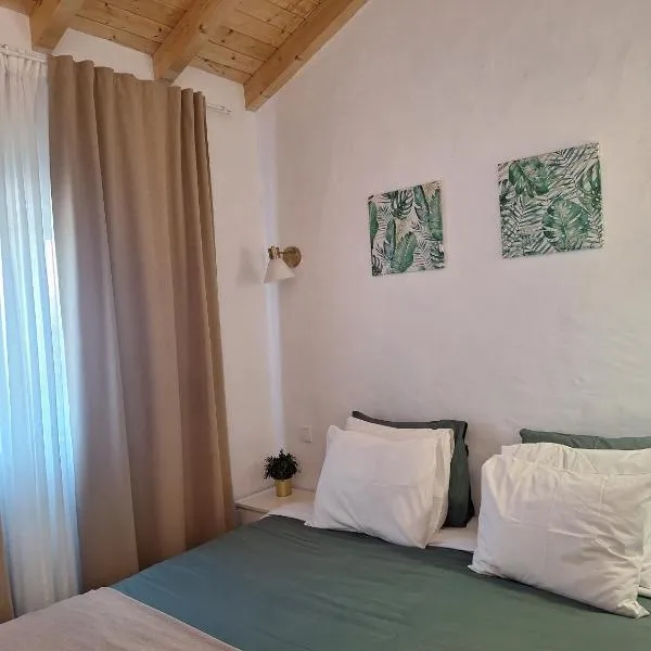 Refúgio da Corcha casa de campo e mar Zambujeira do mar，Fataca的飯店