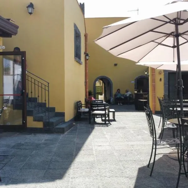 Diana'S, hotel a Fiumefreddo di Sicilia