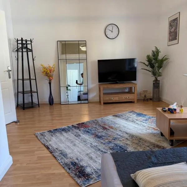 Schönes Apartment in der nähe vom Hauptbahnhof, ξενοδοχείο σε Κόμπλεντς