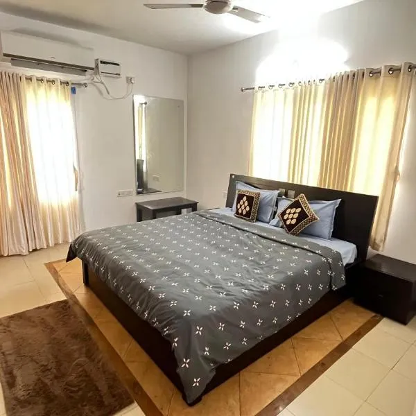 Sabina beach resort, hotel in Covelong