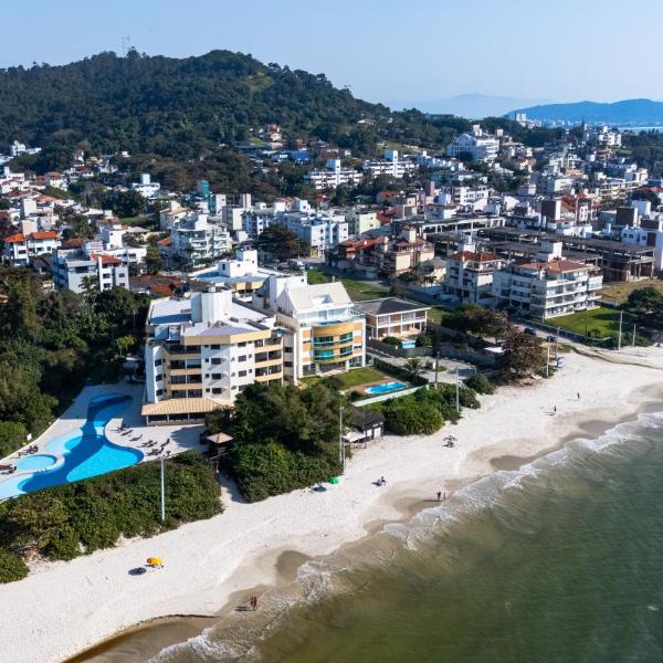 C118 Apartamento de 1 quarto em condomínio pé na areia