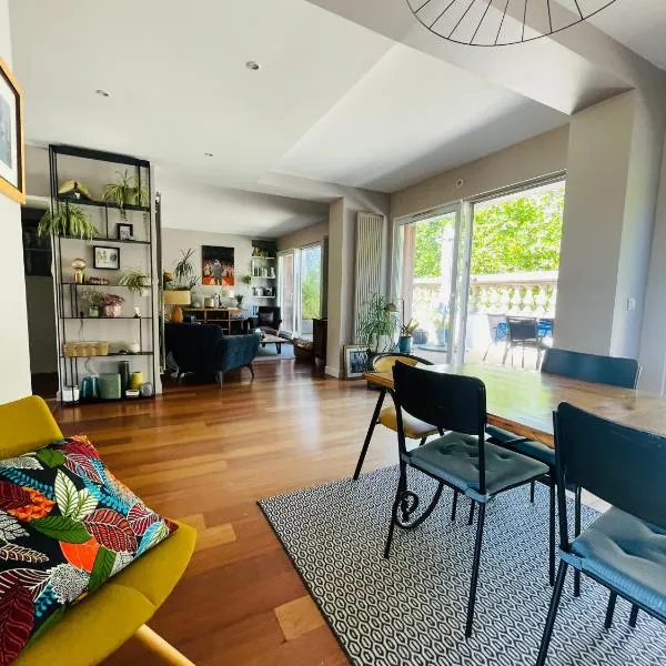 Green Garden - Appartement Terrasse centre Lille, hotel en Lille