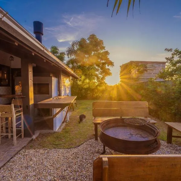 Casas Valley Design - Praia do Rosa/SC, hotel v destinaci Praia do Rosa