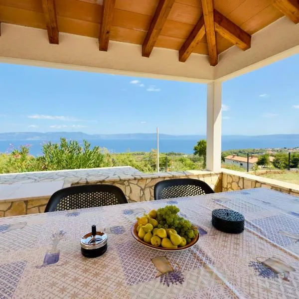 Stone House Sea View Vista Natura Private Garden Quiet Location, hotel a Labin