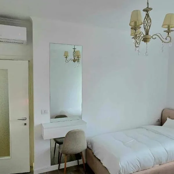 Luxury lakeview apartment, hotel a Pogradec