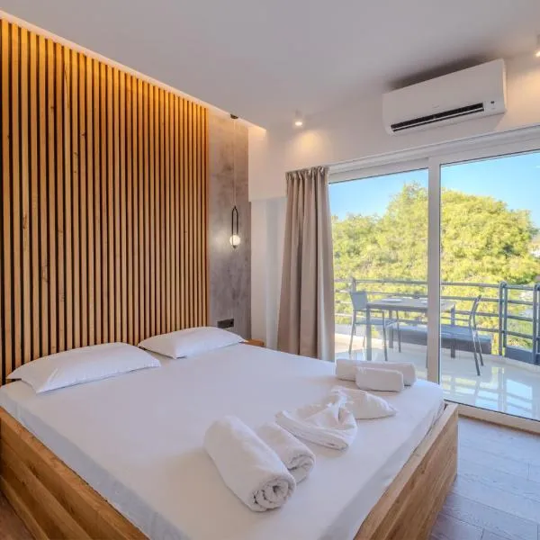 Azure7 Seaside - Luxury Apartment in Varkiza, hotel in Vari