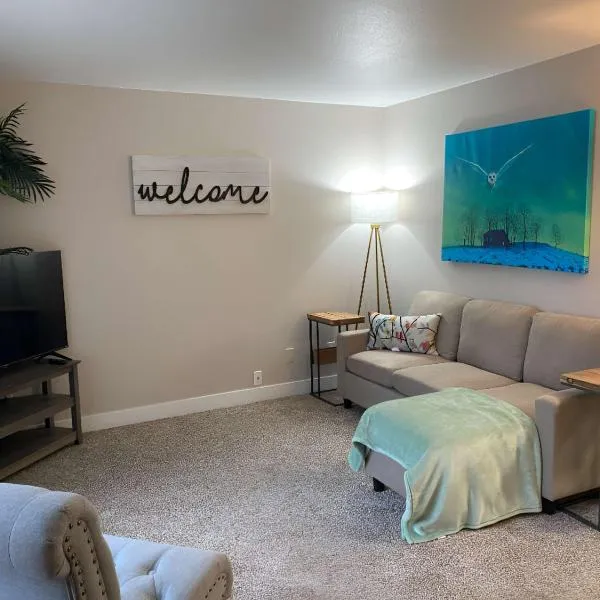 Quiet cozy centrally located furnished apt #2, hotel a Snohomish