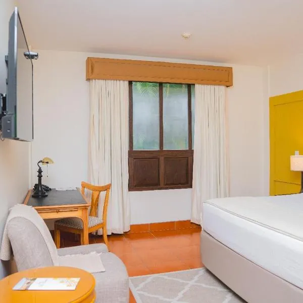 Hotel Los Portales, hotel in Chinandega