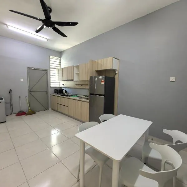 Padang Serai Wangi Homestay 71 Malay Only, hotel in Padang Serai