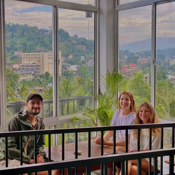 The Kandy Home & City mirror Hostel, hotel din Kandy