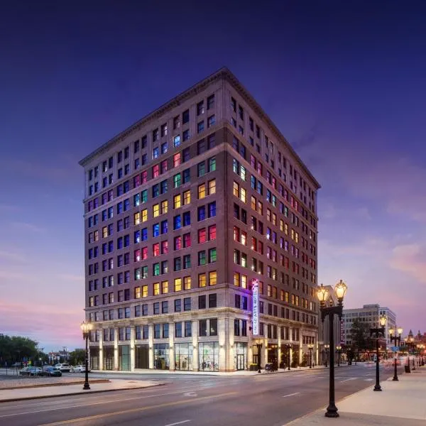 Angad Arts Hotel St Louis, Tapestry Collection by Hilton, hotel in Saint Louis
