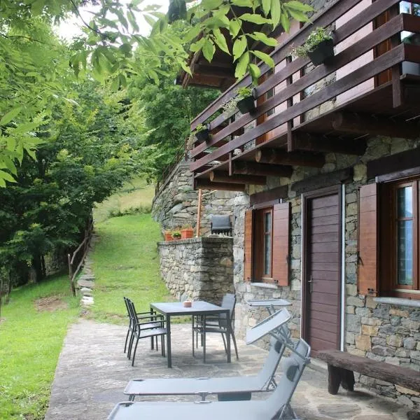 Baita sepomaisavé โรงแรมในArdenno