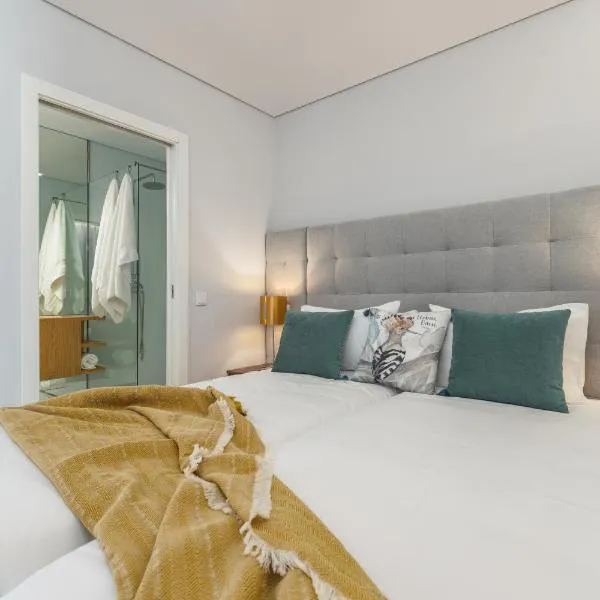 Urban Oasis Six Suites Apts Porto, hotel en Oporto