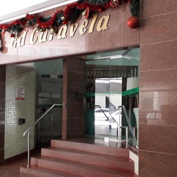 Apartamento de 2 quartos na beira mar para 8 pessoas, amplo com varanda, mercado 24 horas, farmacia e restaurante no próprio condomínio
