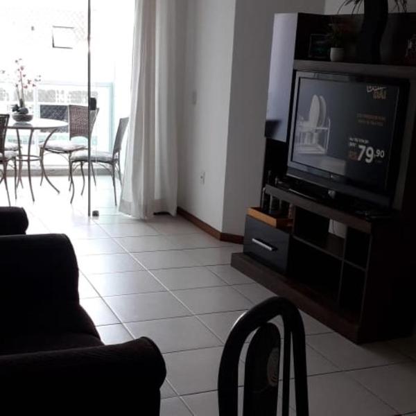Apartamento de 2 quartos na beira mar para 8 pessoas, amplo com varanda, mercado 24 horas, farmacia e restaurante no próprio condomínio - Foto 5