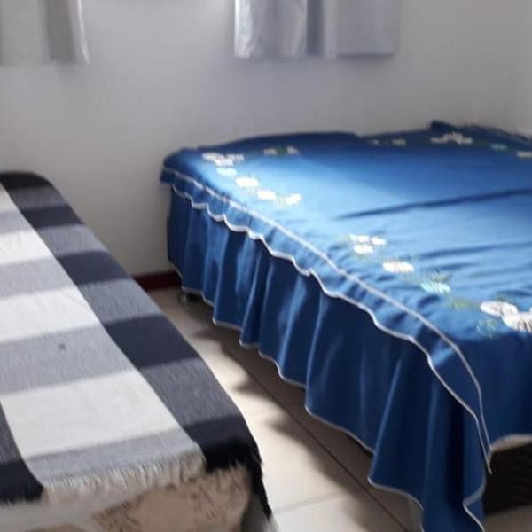 Apartamento de 2 quartos na beira mar para 8 pessoas, amplo com varanda, mercado 24 horas, farmacia e restaurante no próprio condomínio - Foto 2