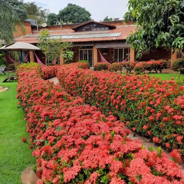 Hotel Pousada Chalé das Flores, hotel in Sertãozinho