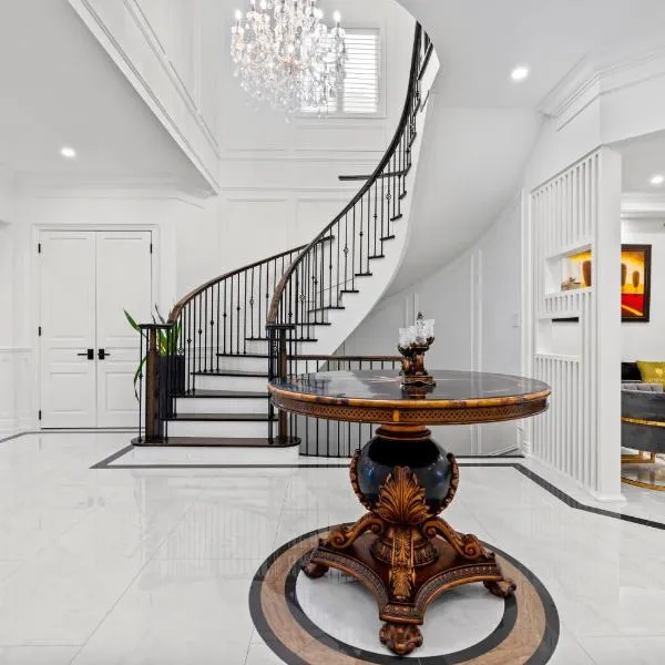 GlobalStay Luxury 4 Bedroom House Wonderland Vaughan, viešbutis mieste Vonas