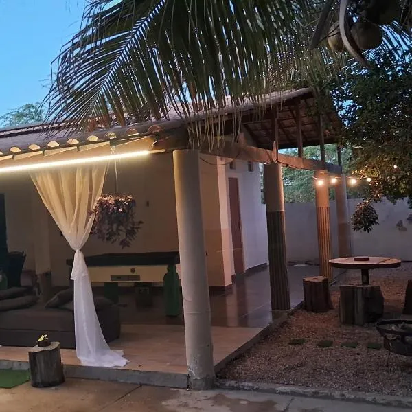 Chalé Brisas do rio espaço privativo ideal para casal ou família, hotel in Petrolina