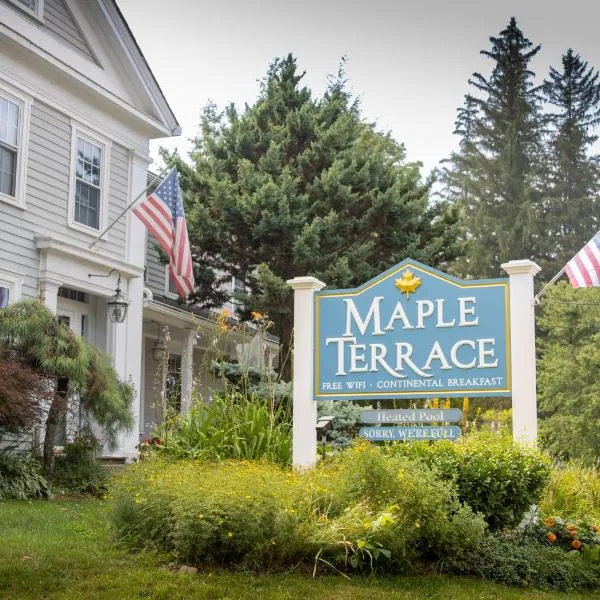 Maple Terrace Motel, hotel in Williamstown