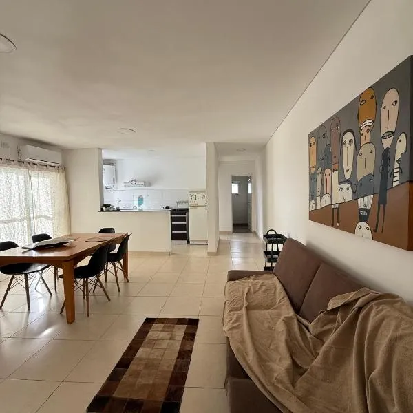 Apartamento Paris, hotel in San Luis