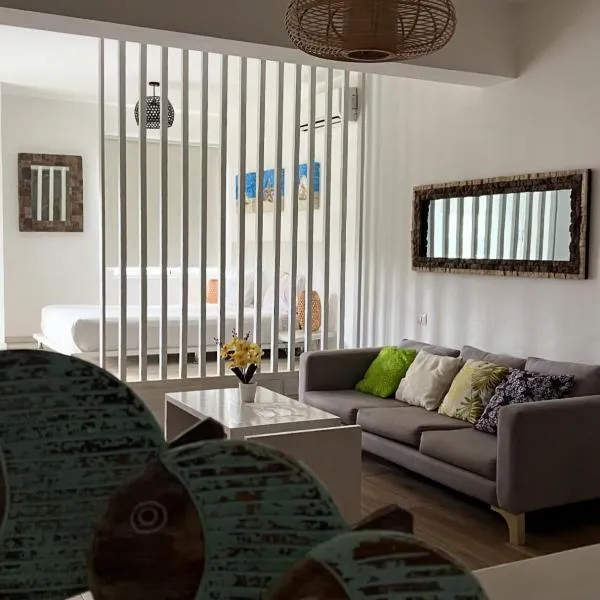 punta cana residencial bavaro beach, hotel in La Cruz de Mendoza