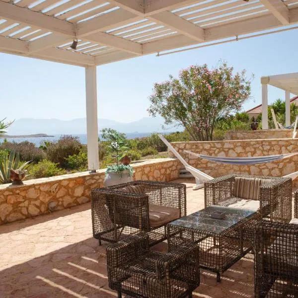 Belvedere private luxury beach villa, Hotel in Chalki
