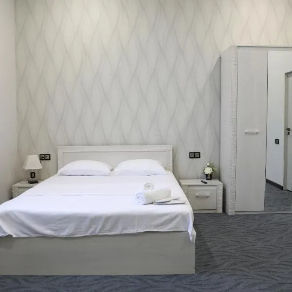 A e k a hotel Y V N, отель в Ереване