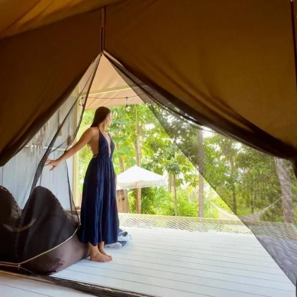 Romantic Eco safary tent,Cozy by Natura,private pool,sea view, Exotic luxury private glamping, ξενοδοχείο σε Nusa Penida