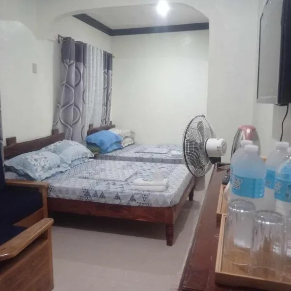 Balai Mariacaria Pension House โรงแรมในGuindulman