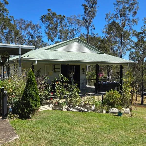 Linga Longa Cottage, ξενοδοχείο σε Curra