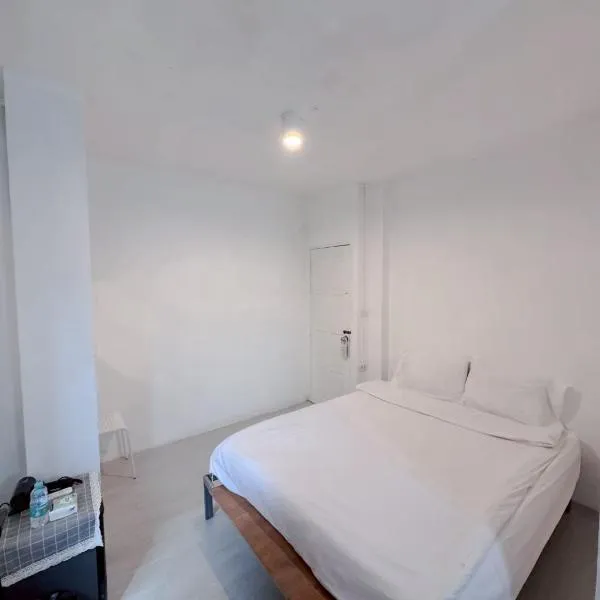 BAO Patong Beach - เบา ภูเก็ต ป่าตอง, hotel in Patong Beach
