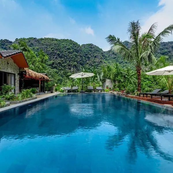 Adumi Retreat Tam Cốc, מלון בVũ Lâm