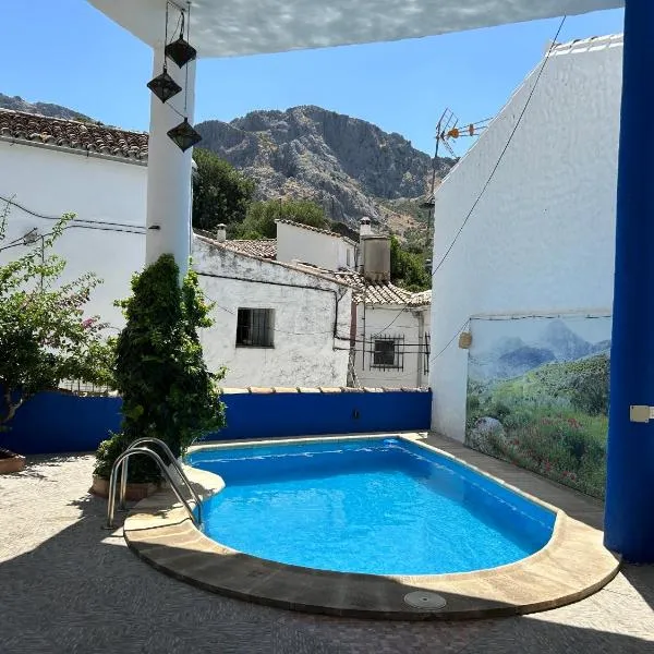 Apartamentos Jaronil, hotel in Benaocaz