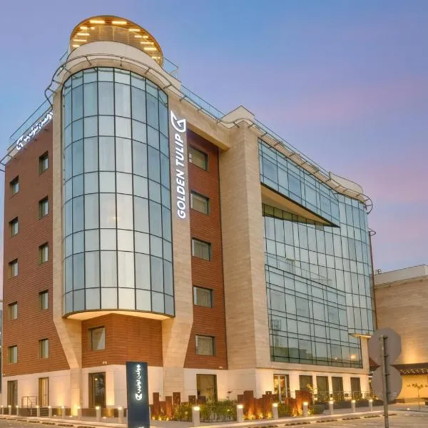 Golden Tulip Riyadh Convention and Exhibition Center, hotel in Riyadh