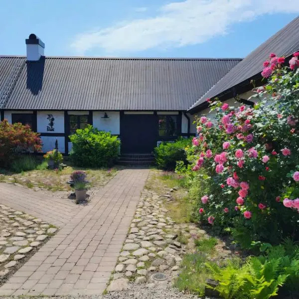 Skånelänga nära Österlen, hotel v destinaci Vollsjö