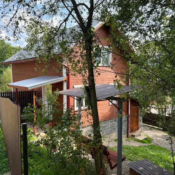 Карпатський котедж Karpatian cottage, khách sạn ở Vorokhta