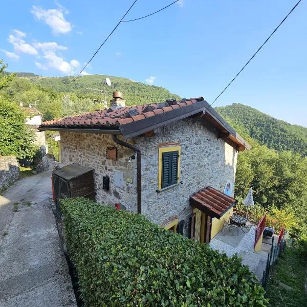 Deliziosa Casetta Sull'Appennino Toscano, hotel in Montefegatesi