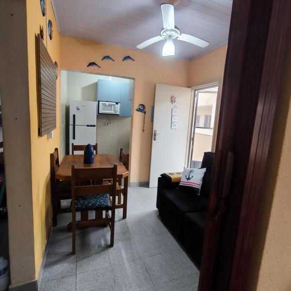 Apartamento Pé na Areia com Garagem no Centro Mongaguá