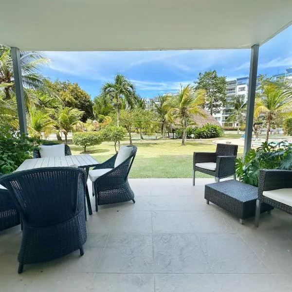 Beach Apartment at Nikki Residences 2 Bedroom, hotel a El Chirú