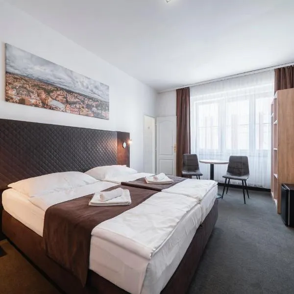 Penzion Homér Slaný, hotel in Slaný